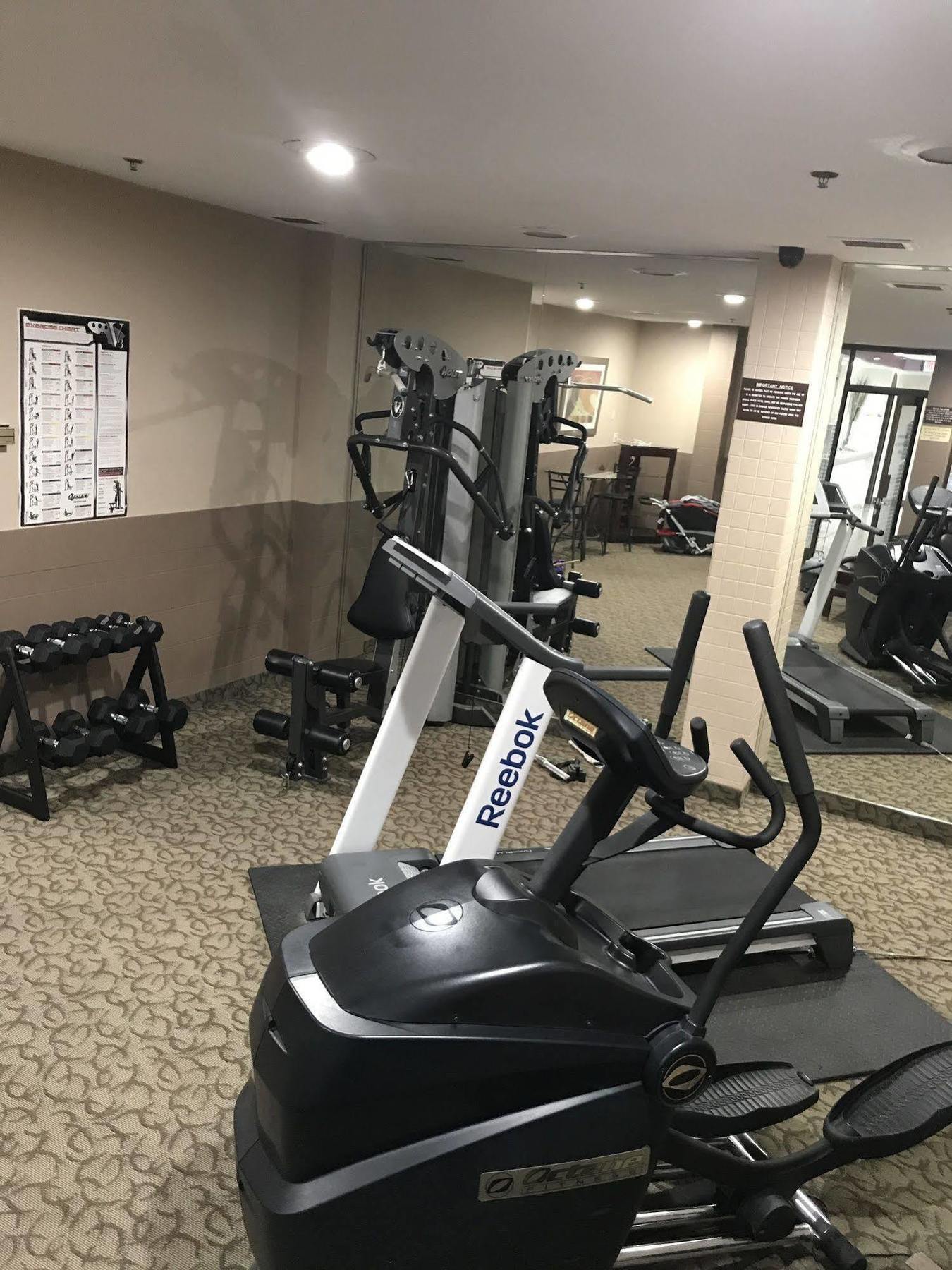 Argyll Plaza Hotel Edmonton Zewnętrze zdjęcie