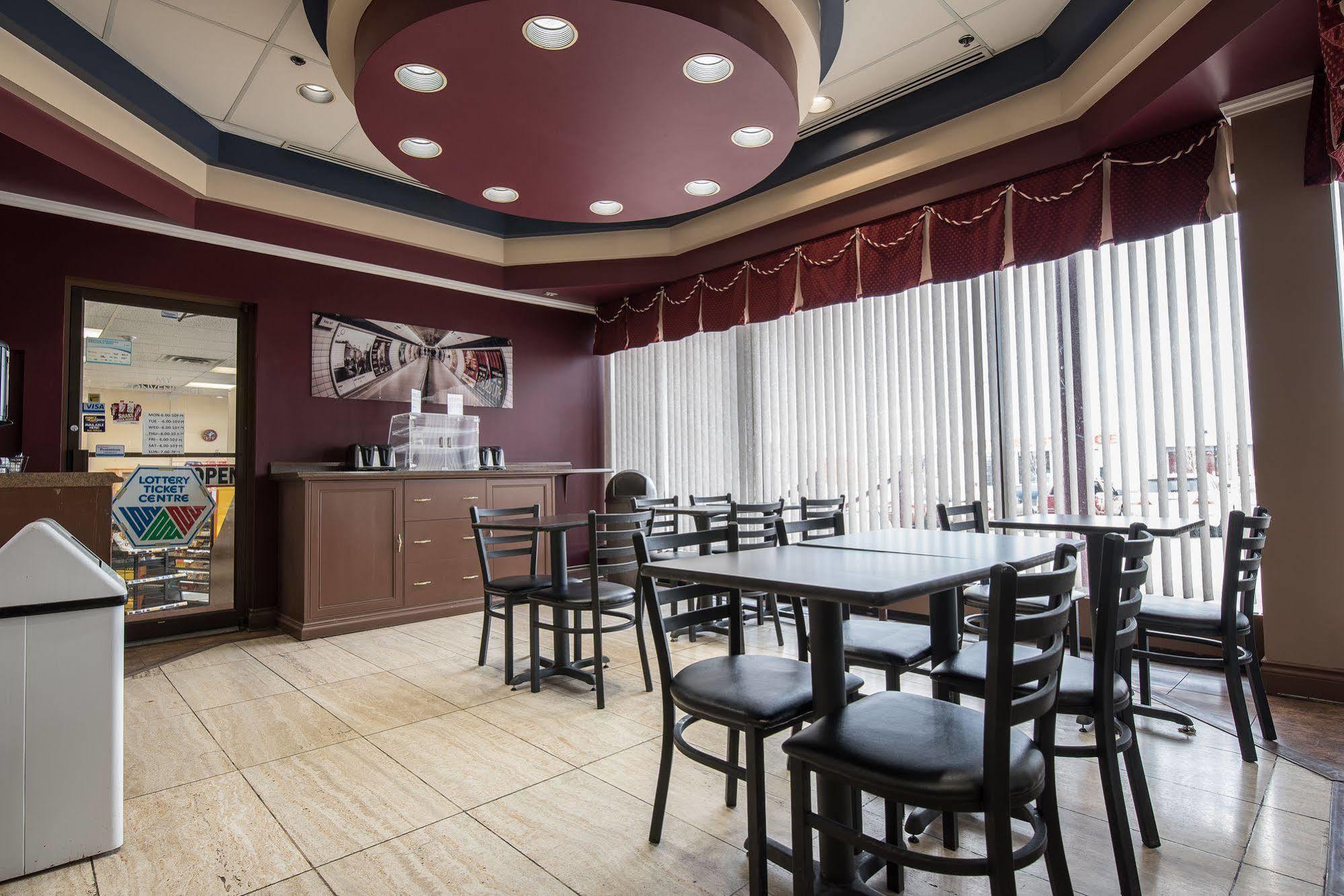 Argyll Plaza Hotel Edmonton Zewnętrze zdjęcie