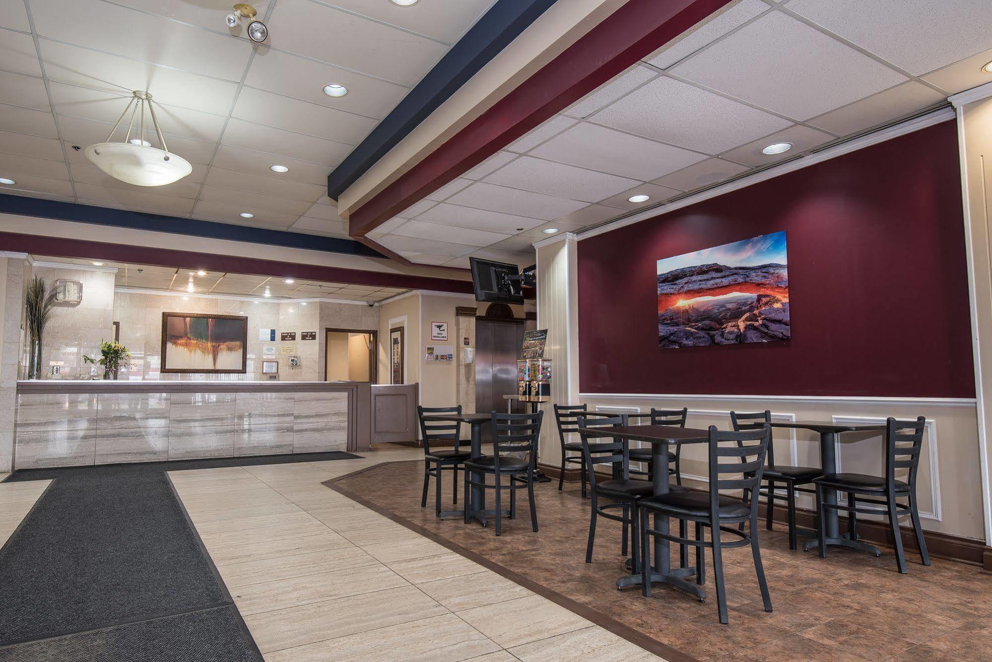Argyll Plaza Hotel Edmonton Zewnętrze zdjęcie